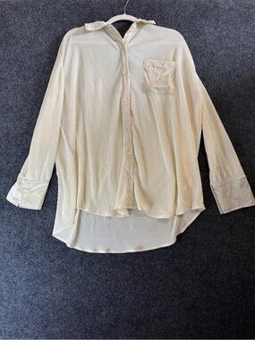 12th Tribe Button Down Blouse Top Size Large